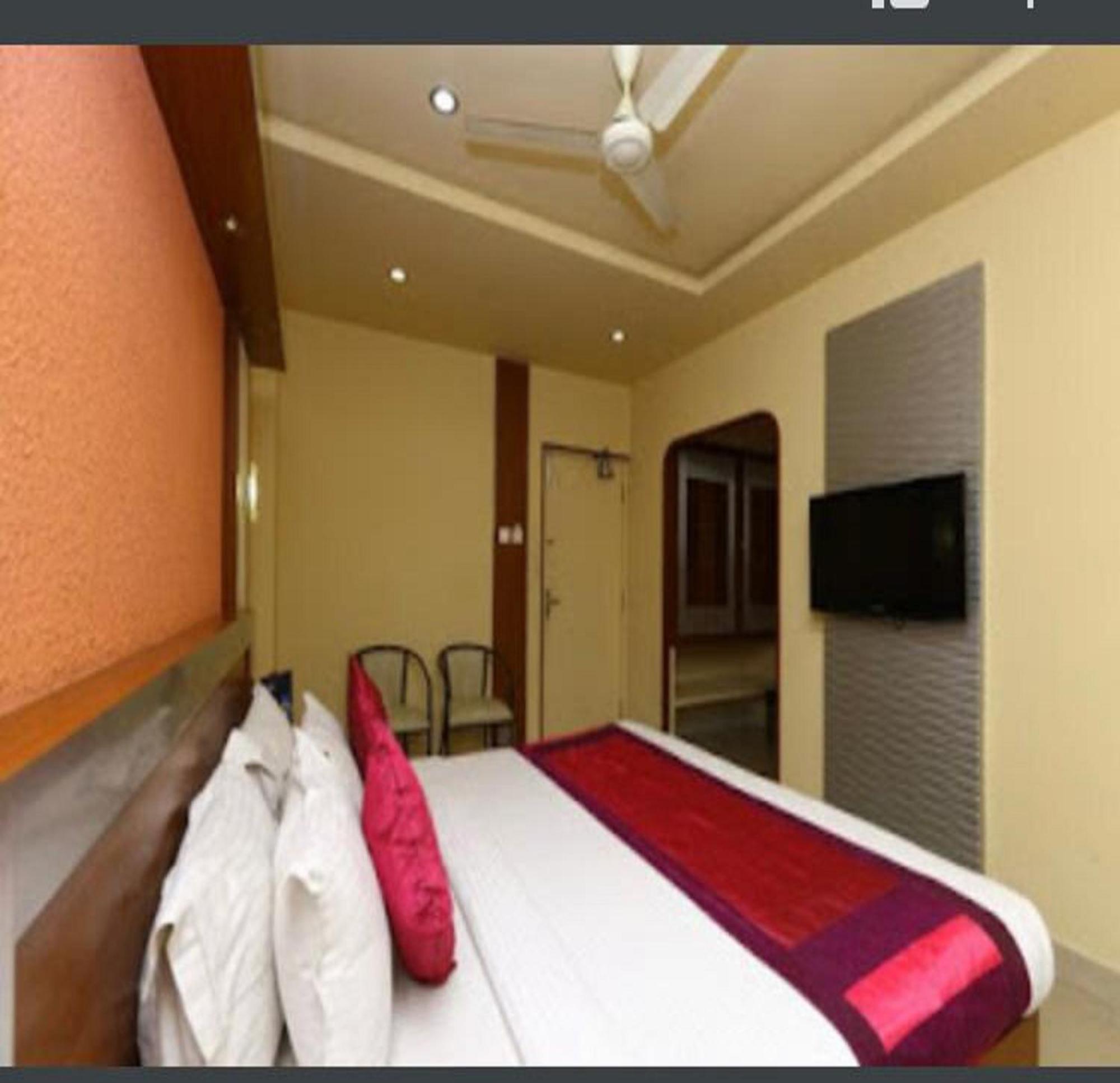 Navaratna Delight Coimbatore Extérieur photo