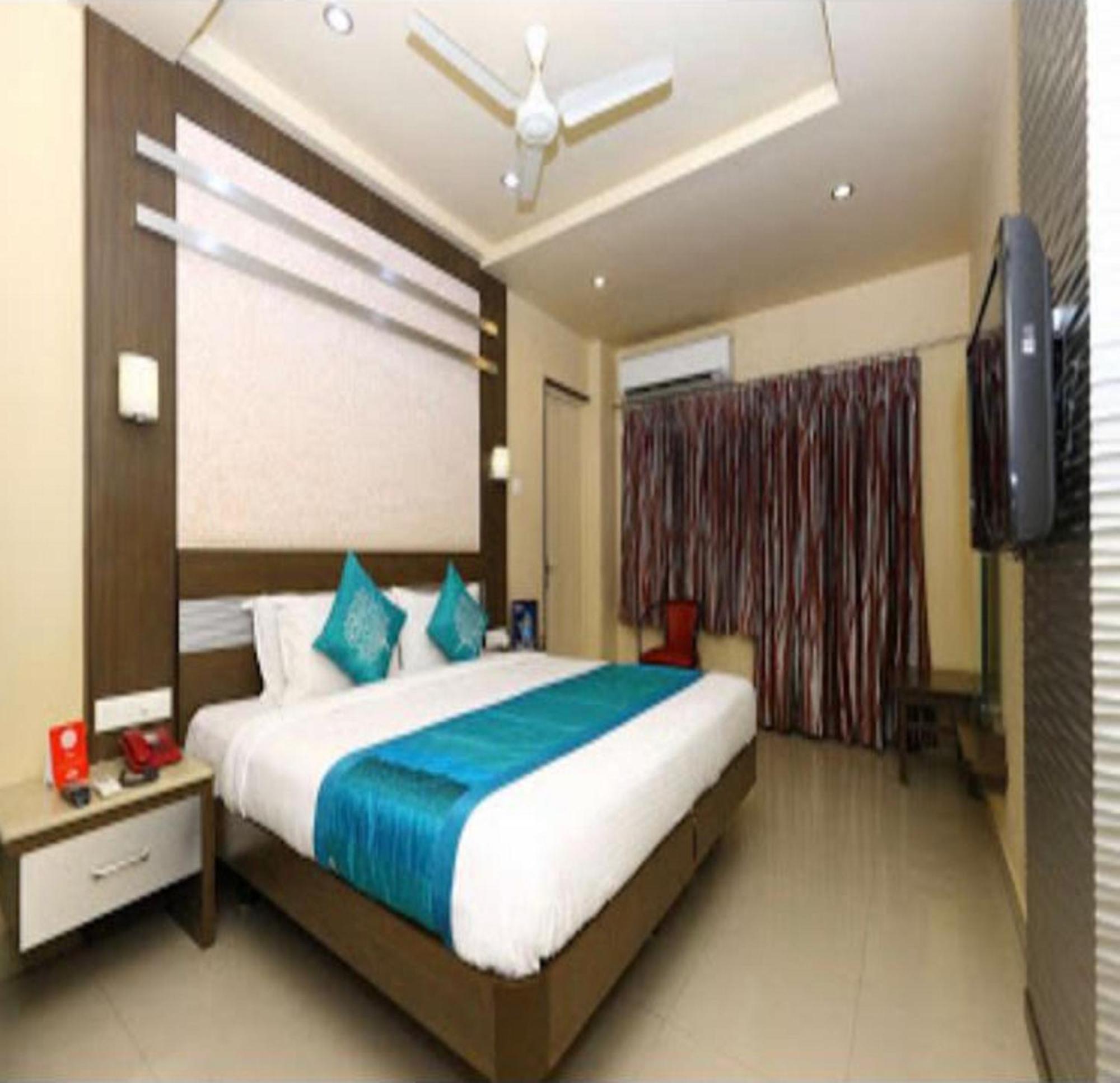 Navaratna Delight Coimbatore Extérieur photo